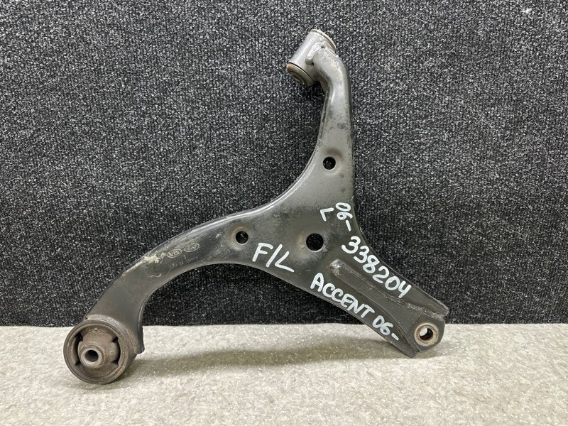 Рычаг передней подвески нижний левый HYUNDAI ACCENT MC 06-10 54500-1E000 Б/У