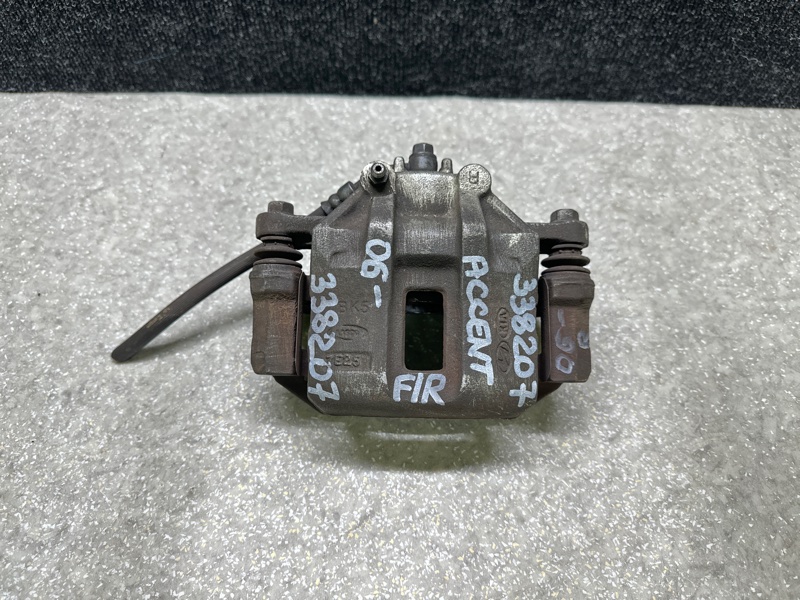 Запчасть суппорт тормозной передний правый HYUNDAI ACCENT MC 06-10 58130-1G000 Б/У Суппорт тормозной передний правый HYUNDAI ACCENT MC 06-10 58130-1G000 Б/У