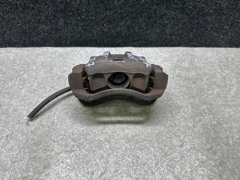 Суппорт тормозной передний правый ACCENT MC 06-10 Суппорт тормозной передний правый ACCENT MC 06-10