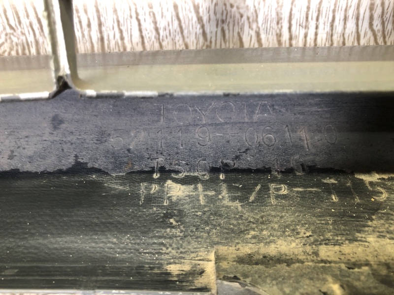 Бампер передний CAMRY 30 02-06 2005 ACV30 2.4 2AZFE