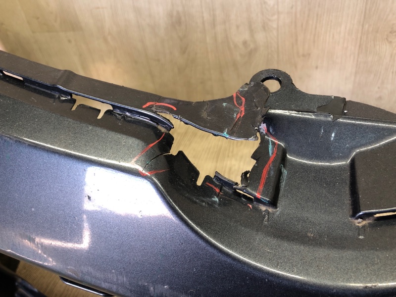 Бампер передний COROLLA E16 13-