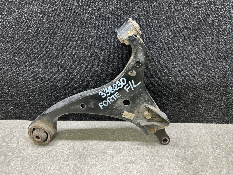 Рычаг передней подвески нижний левый FORTE/CERATO TD 08-13