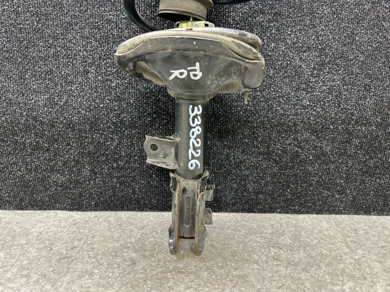 Амортизатор передний правый KIA FORTE/CERATO TD 08-13