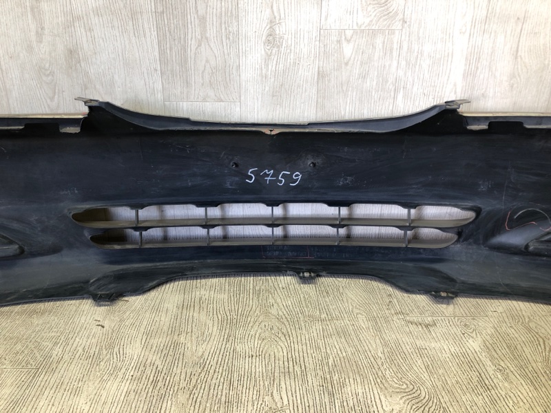 Бампер передний CAMRY 30 02-06