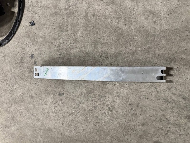 Запчасть усилитель заднего бампера NISSAN ROGUE 08-15 2015 2.5 QR25DE 85030-JM00A Б/У Усилитель заднего бампера NISSAN ROGUE 08-15 2015 2.5 QR25DE 85030-JM00A Б/У