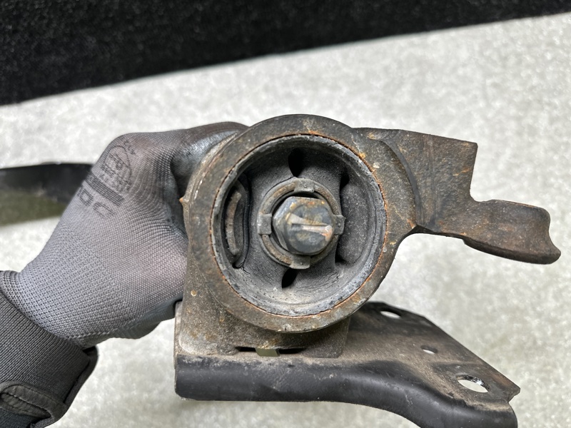 Рычаг передней подвески нижний левый RDX 12-19 2013 3.5 J35Z2