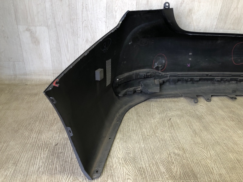 Бампер задний ES 18- Бампер задний ES 18-