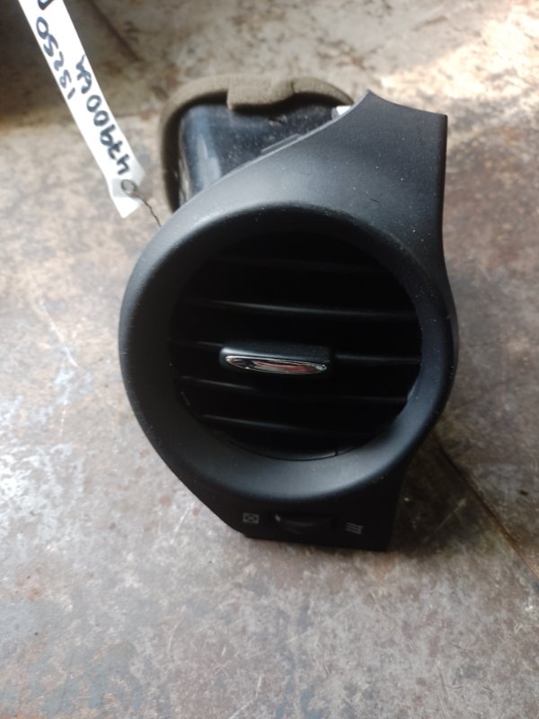 Дефлектор воздушный правый LEXUS IS250/350 05-13 Седан 2.5 Дефлектор воздушный правый LEXUS IS250/350 05-13 Седан 2.5