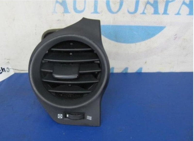 Запчасть дефлектор воздушный правый LEXUS IS250/350 05-13 2010 Седан 2.5 55660-53041-C0 Б/У Дефлектор воздушный правый LEXUS IS250/350 05-13 2010 Седан 2.5 55660-53041-C0 Б/У