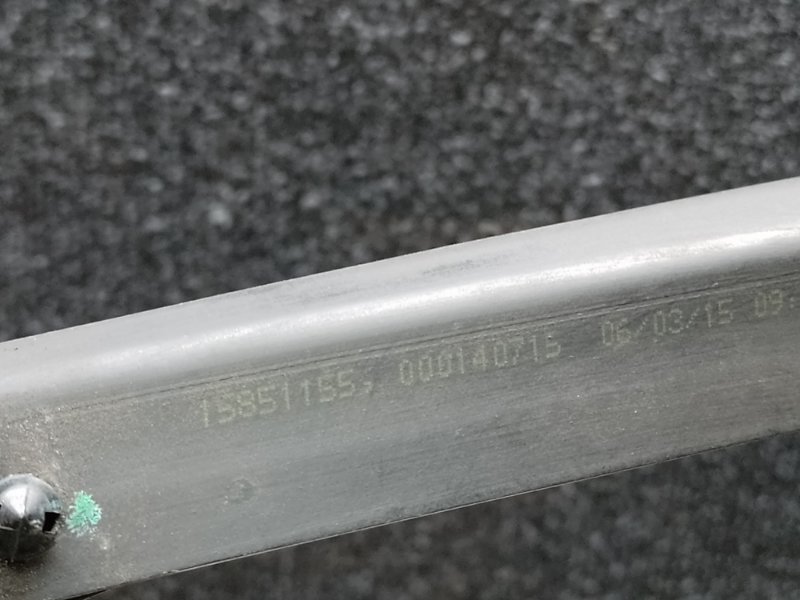 Уплотнитель капота передний HUMMER H3 05-10 L52 3.5 L