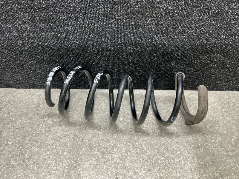 Пружина передней подвески правая ACURA RDX 12-19 3.5 J35Z2 Пружина передней подвески правая ACURA RDX 12-19 3.5 J35Z2