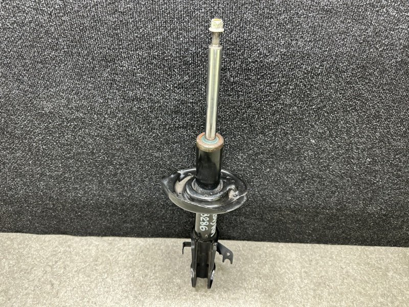 Амортизатор передний правый RDX 12-19 2013 3.5 J35Z2 Амортизатор передний правый RDX 12-19 2013 3.5 J35Z2