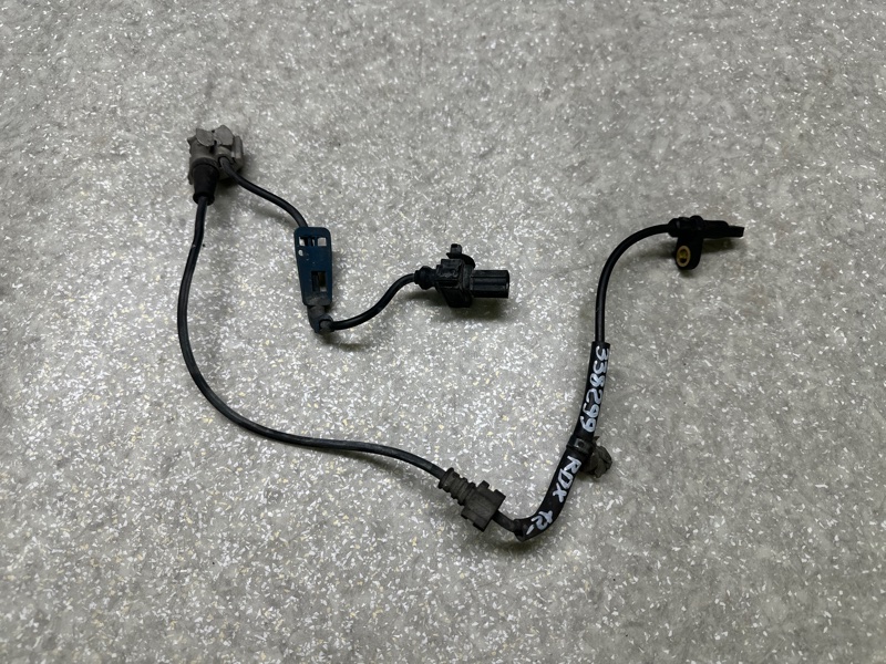 Датчик ABS передний левый RDX 12-19 2013 3.5 J35Z2