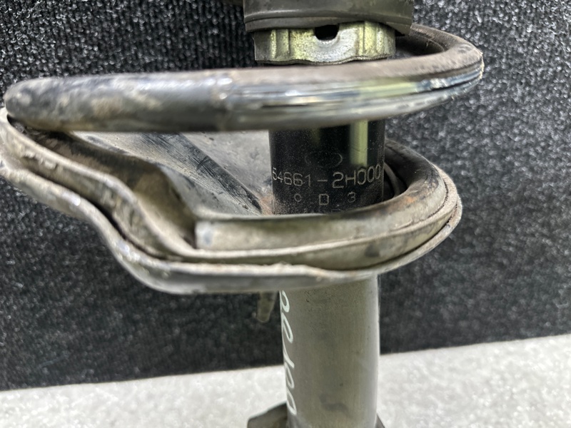 Амортизатор передний правый ELANTRA HD 06-11