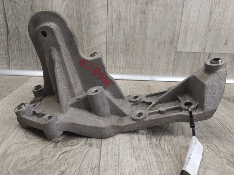 Кронштейн натяжного ролика SONATA YF 10-14 2013 YF 2.4 G4KK