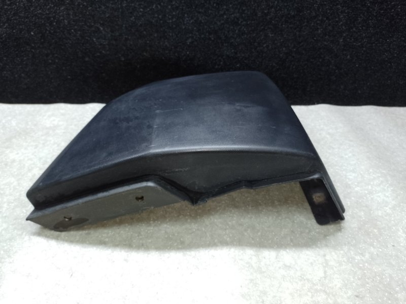 Клык бампера задний правый HUMMER H3 05-10 L52 3.5 L Клык бампера задний правый HUMMER H3 05-10 L52 3.5 L