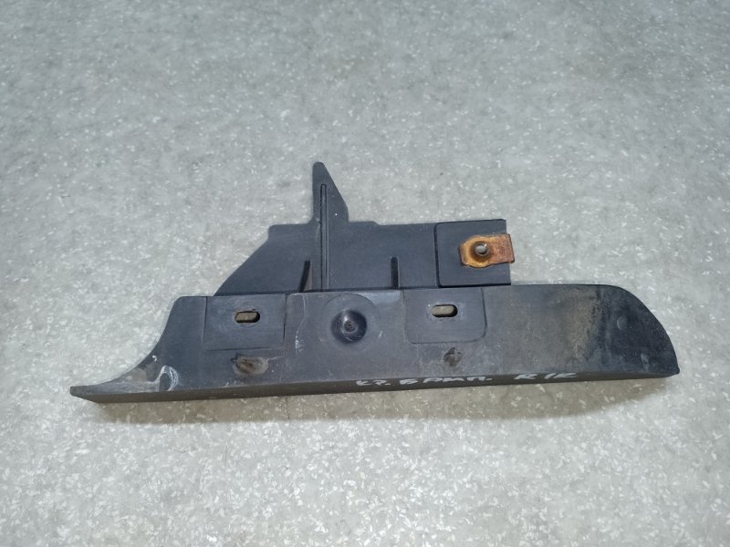 Кронштейн кузова правый H3 05-10 2006 L52 3.5 L Кронштейн кузова правый H3 05-10 2006 L52 3.5 L