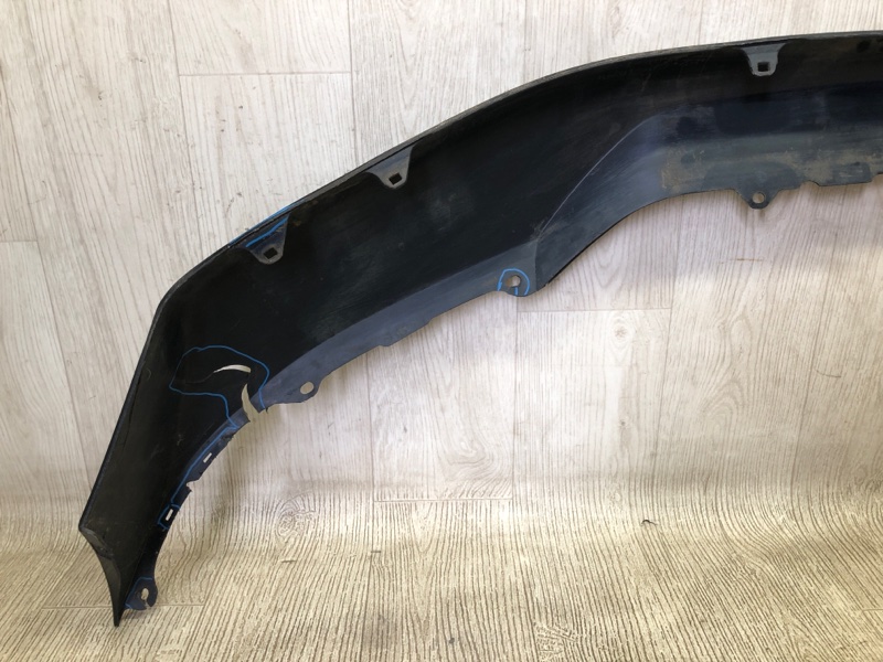 Бампер передний TUNDRA 07-13 Бампер передний TUNDRA 07-13