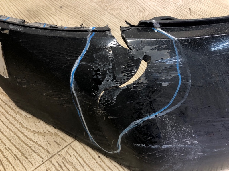 Бампер передний TUNDRA 07-13 Бампер передний TUNDRA 07-13