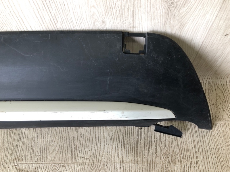 Накладка бампера задняя COROLLA 18-