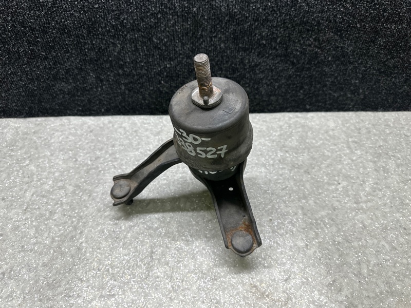 Подушка двигателя левая CAMRY 30 02-06 2005 2.4 2AZFE Подушка двигателя левая CAMRY 30 02-06 2005 2.4 2AZFE