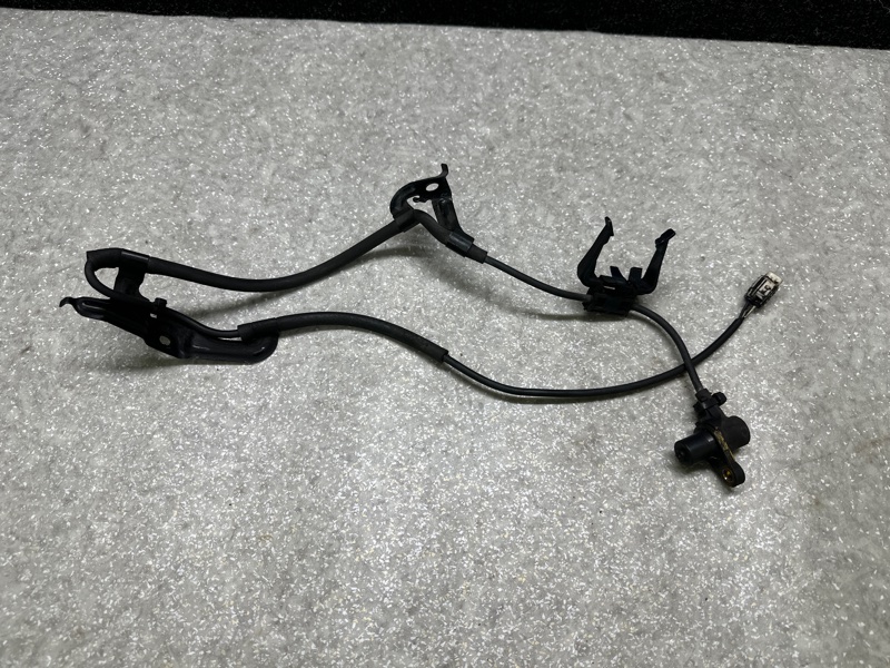 Датчик ABS передний правый CAMRY 30 02-06 2005 2.4 2AZFE Датчик ABS передний правый CAMRY 30 02-06 2005 2.4 2AZFE