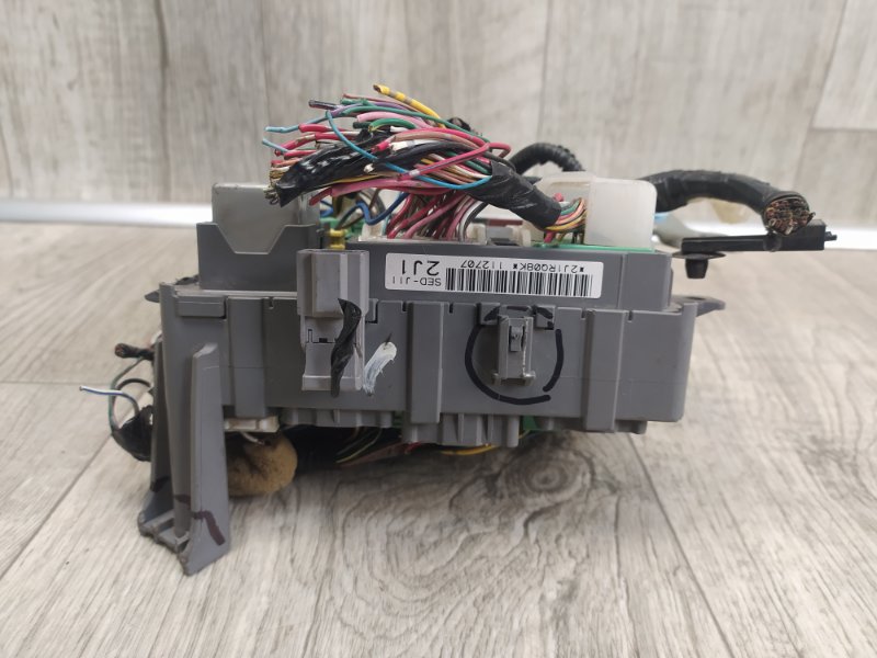 Блок предохранителей салон HONDA ACCORD CL7 / TSX 03-08 2.0 K20A Блок предохранителей салон HONDA ACCORD CL7 / TSX 03-08 2.0 K20A