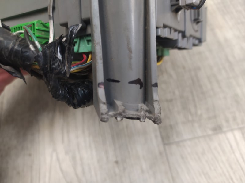 Блок предохранителей салон ACCORD CL7 / TSX 03-08 2.0 K20A Блок предохранителей салон ACCORD CL7 / TSX 03-08 2.0 K20A