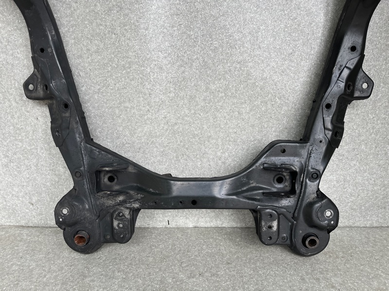 Балка передней подвески TOYOTA CAMRY 30 02-06 2.4 2AZFE