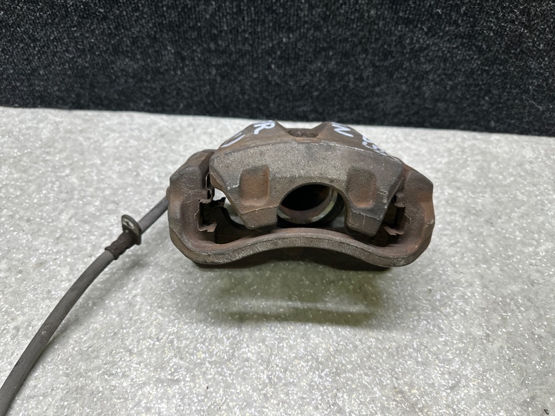 Суппорт тормозной передний правый AVALON 05-12 2007 3.5 2GR-FE Суппорт тормозной передний правый AVALON 05-12 2007 3.5 2GR-FE