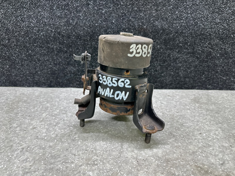 Запчасть подушка двигателя передняя TOYOTA AVALON 05-12 2007 3.5 2GR-FE 12360-0P021 Б/У Подушка двигателя передняя TOYOTA AVALON 05-12 2007 3.5 2GR-FE 12360-0P021 Б/У