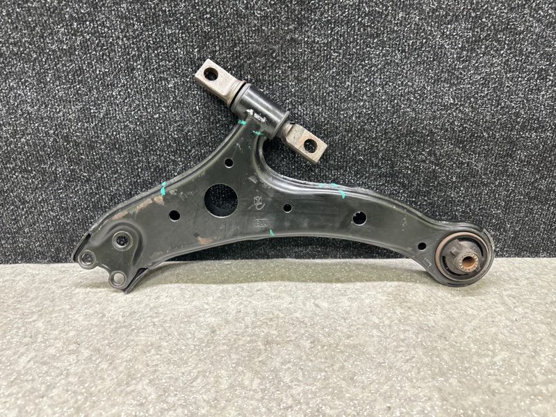 Рычаг передней подвески нижний правый AVALON 05-12 2007 3.5 2GR-FE Рычаг передней подвески нижний правый AVALON 05-12 2007 3.5 2GR-FE