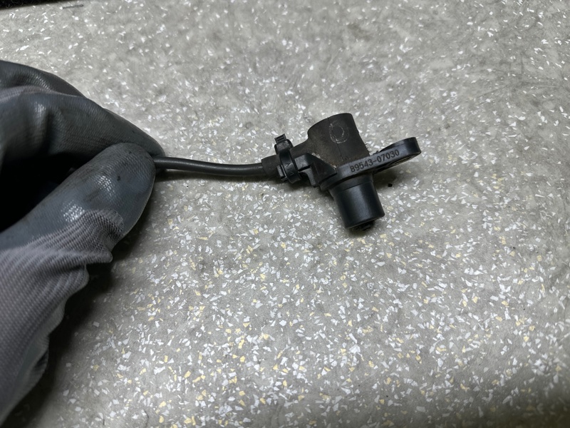 Датчик ABS передний левый AVALON 05-12 2007 3.5 2GR-FE Датчик ABS передний левый AVALON 05-12 2007 3.5 2GR-FE