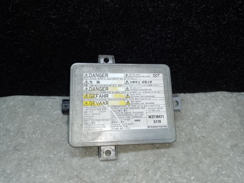 Блок розжига ксенона передний правый HONDA ACCORD CL7 / TSX 03-08 33119-SAA-013 Б/У