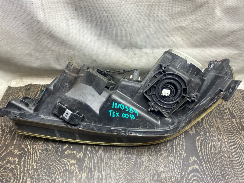 Фара передняя правая ACCORD CL7 / TSX 03-08 2008 Седан 2.4