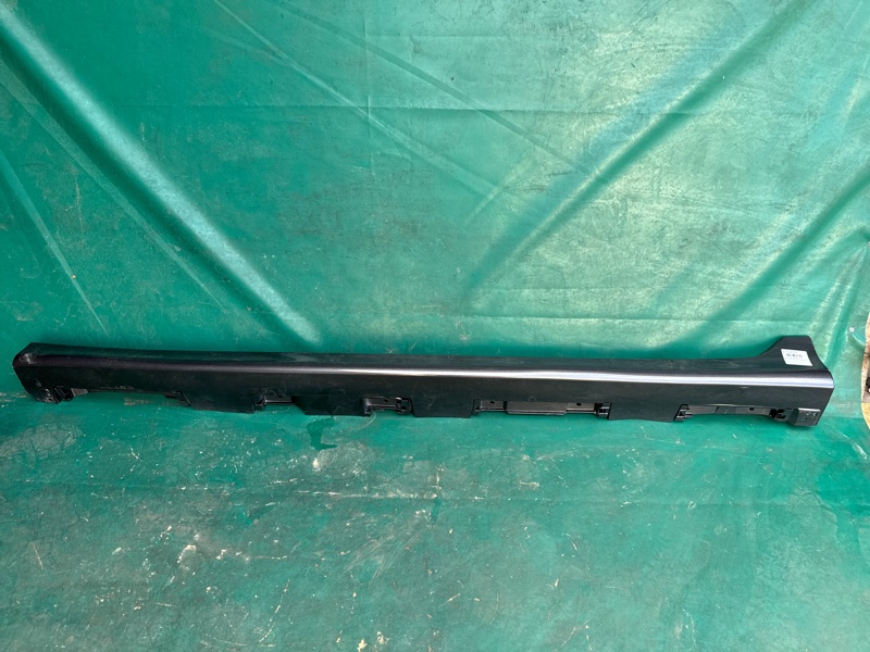 Запчасть накладка порога наружная левая TOYOTA CAMRY 40 06-11 75852-06904 Б/У Накладка порога наружная левая TOYOTA CAMRY 40 06-11 75852-06904 Б/У