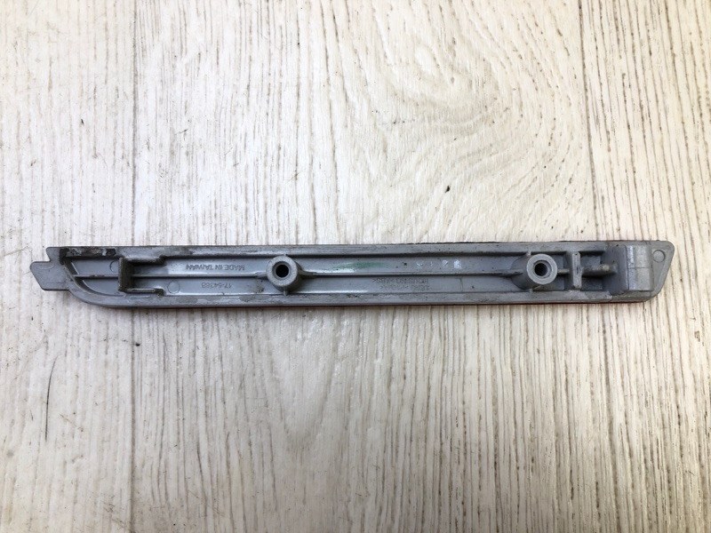 Катафот L левый CX-7 06-12 Катафот L левый CX-7 06-12