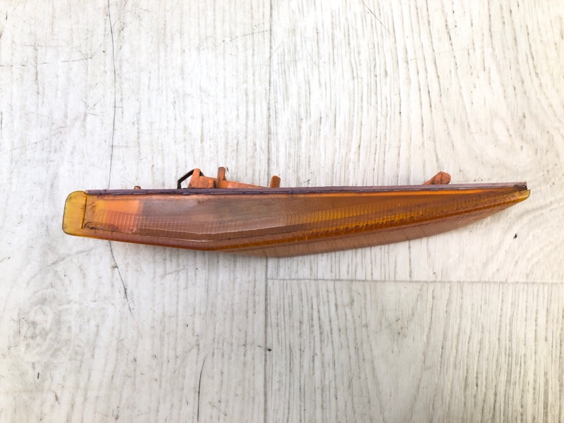 Указатель поворота передний правый INFINITI G35 03-07