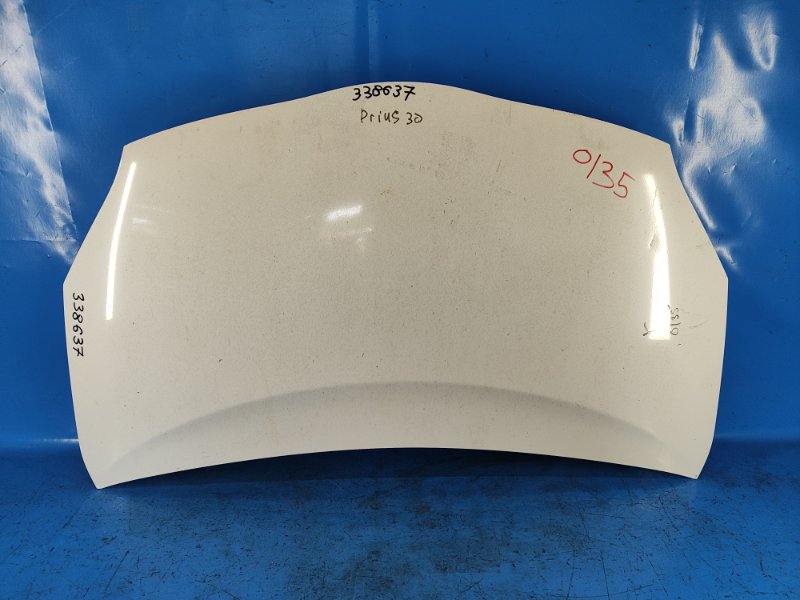 Капот TOYOTA PRIUS - 30 09-17 53301-47050 Б/У