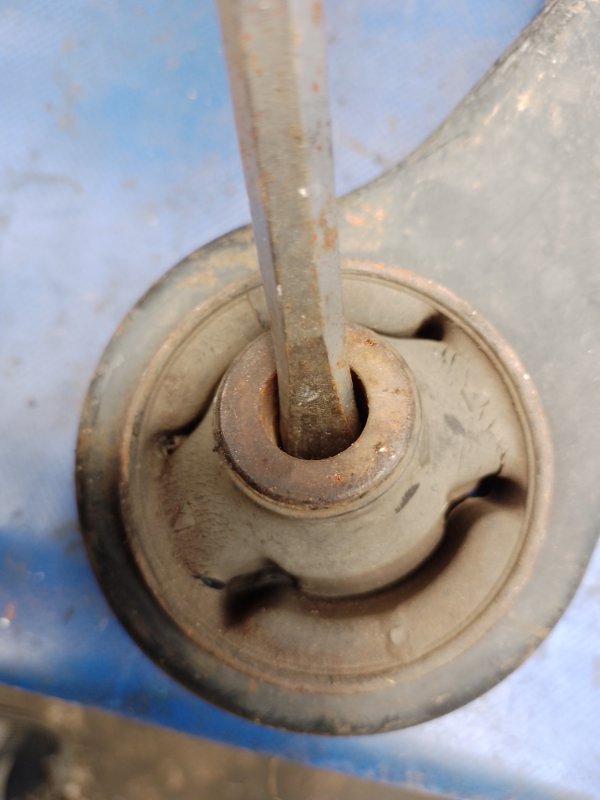 Рычаг передней подвески нижний передний левый GALANT 03-12 Рычаг передней подвески нижний передний левый GALANT 03-12