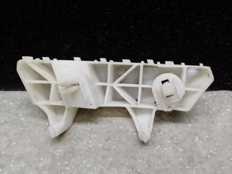 Кронштейн переднего бампера (на крыле) передний правый FX/QX70 S51 08-17