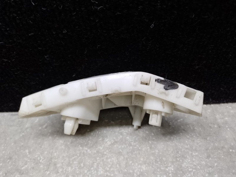 Кронштейн переднего бампера (на крыле) передний правый INFINITI FX/QX70 S51 08-17