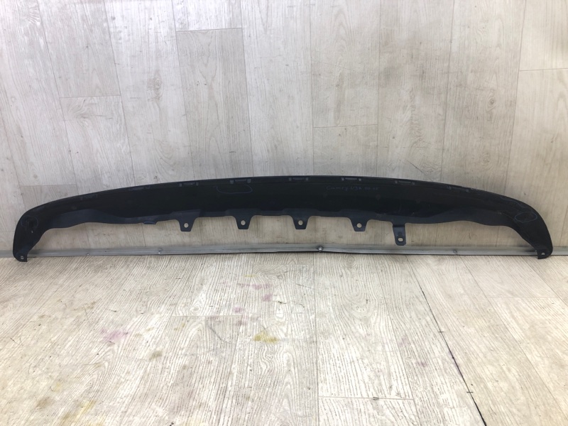 Накладка бампера CAMRY 50 12-15