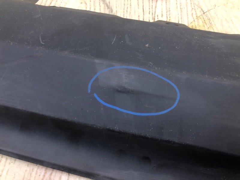 Накладка бампера CAMRY 50 12-15