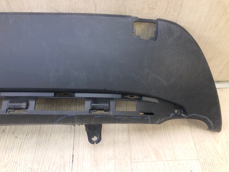 Накладка бампера задняя COROLLA 18-