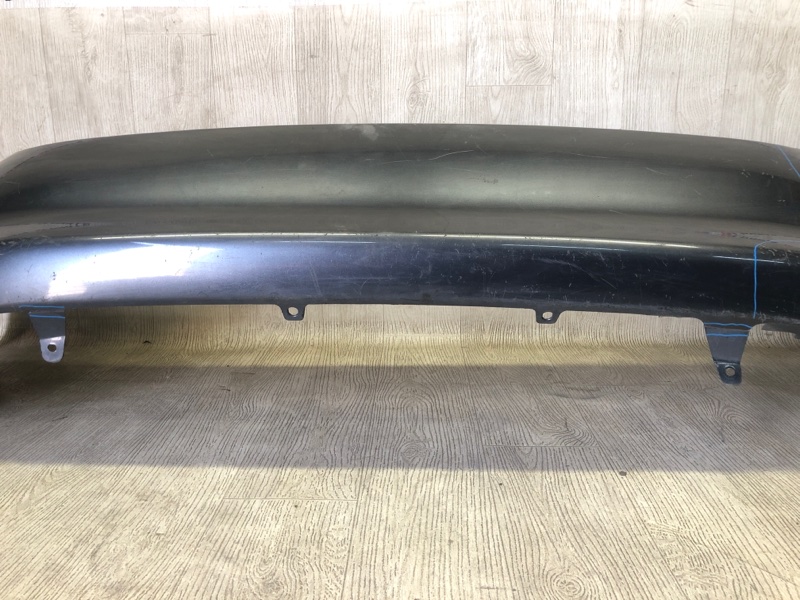 Бампер задний AURIS 06-12