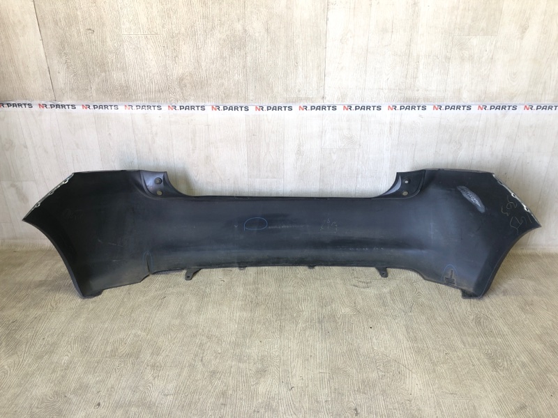 Бампер задний AURIS 06-12