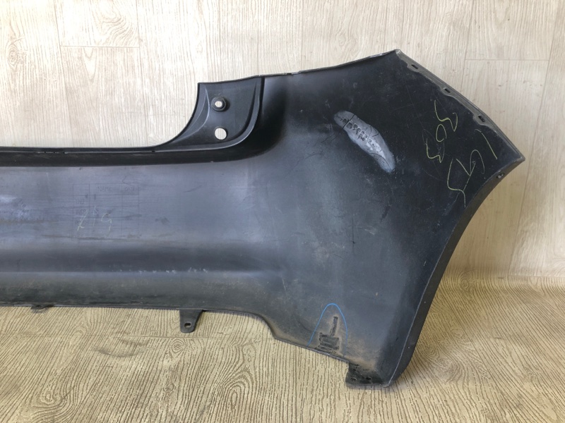 Бампер задний AURIS 06-12