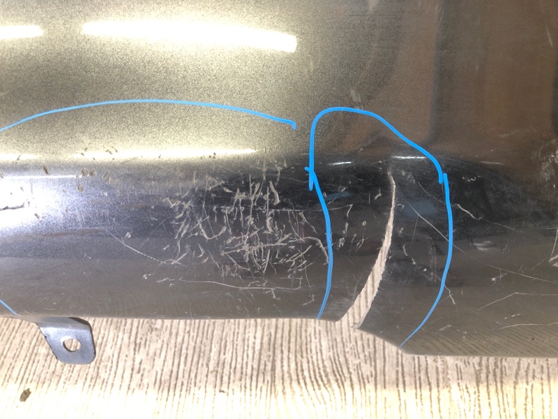 Бампер задний AURIS 06-12