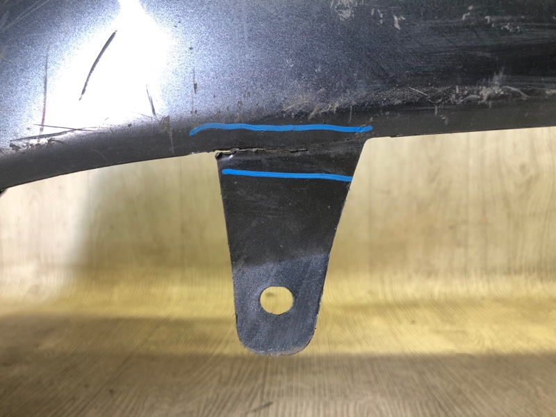 Бампер задний AURIS 06-12